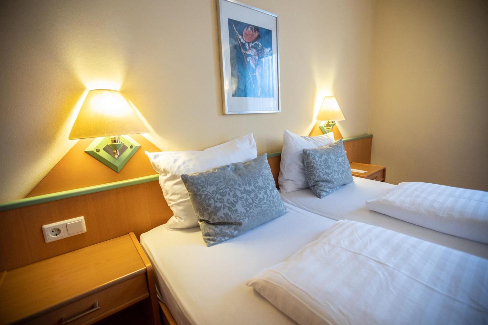 Hotel Stadt Wien Bad Schallerbach Kültér fotó
