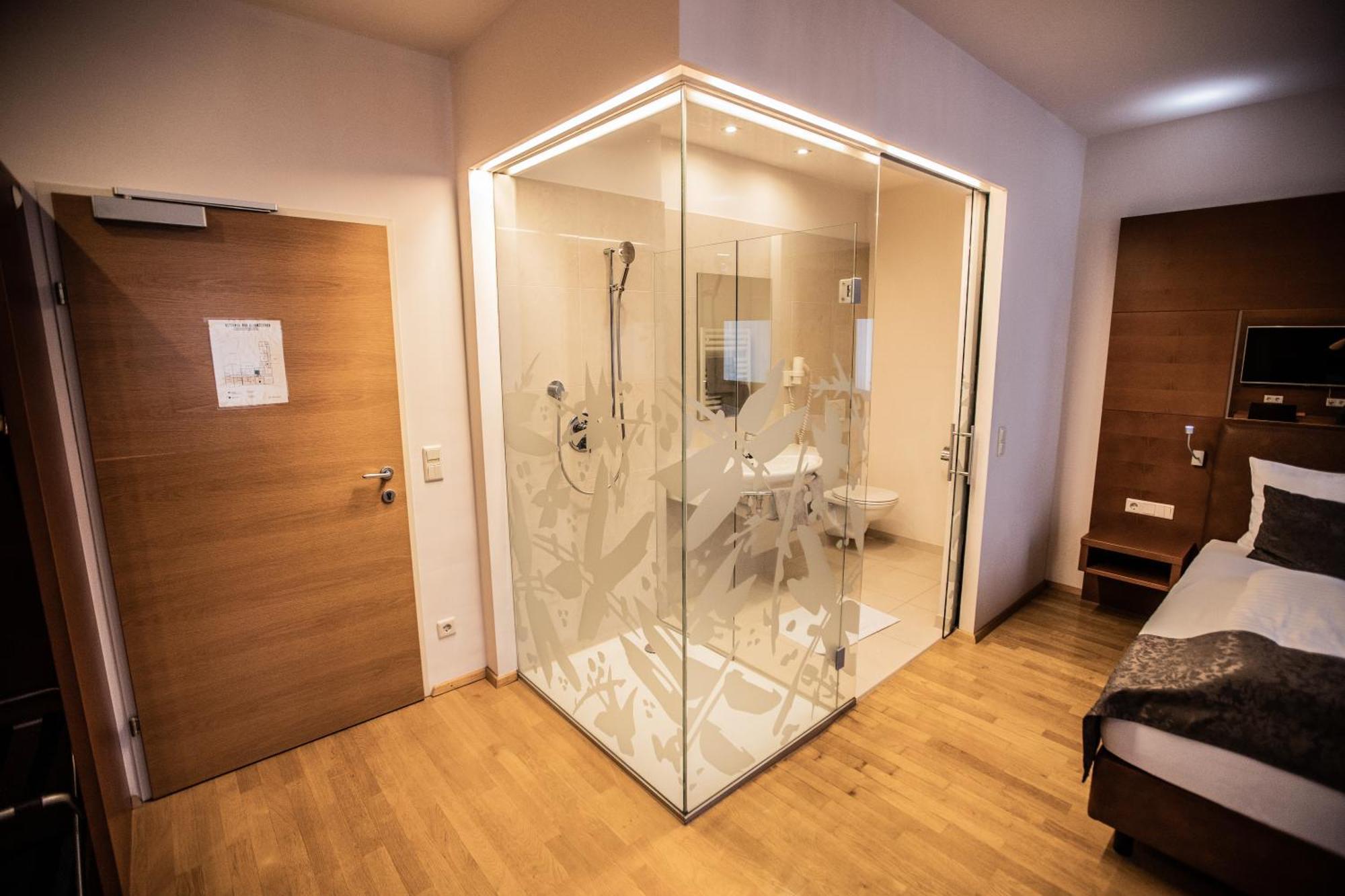 Hotel Stadt Wien Bad Schallerbach Kültér fotó